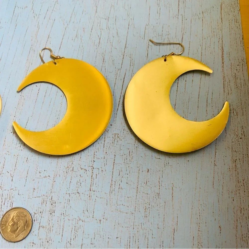 Matte Gold Earring Bundle - Picture 2 of 4